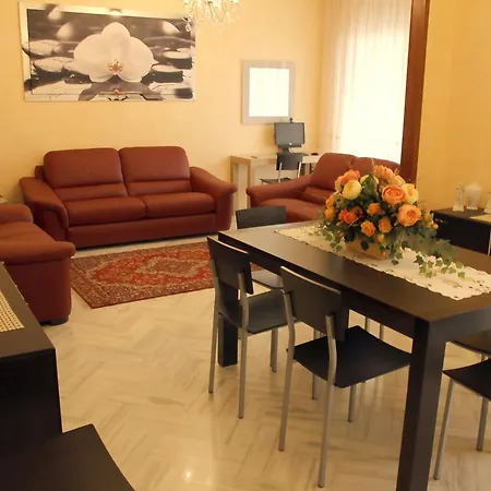 فندق مبيت وإفطار Marina Diamante 3*
